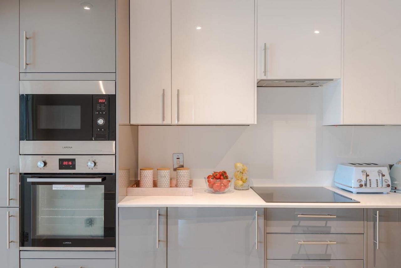 Best Thames View In Town! Large Luxxe Nomad Design Family Home Londres Exterior foto